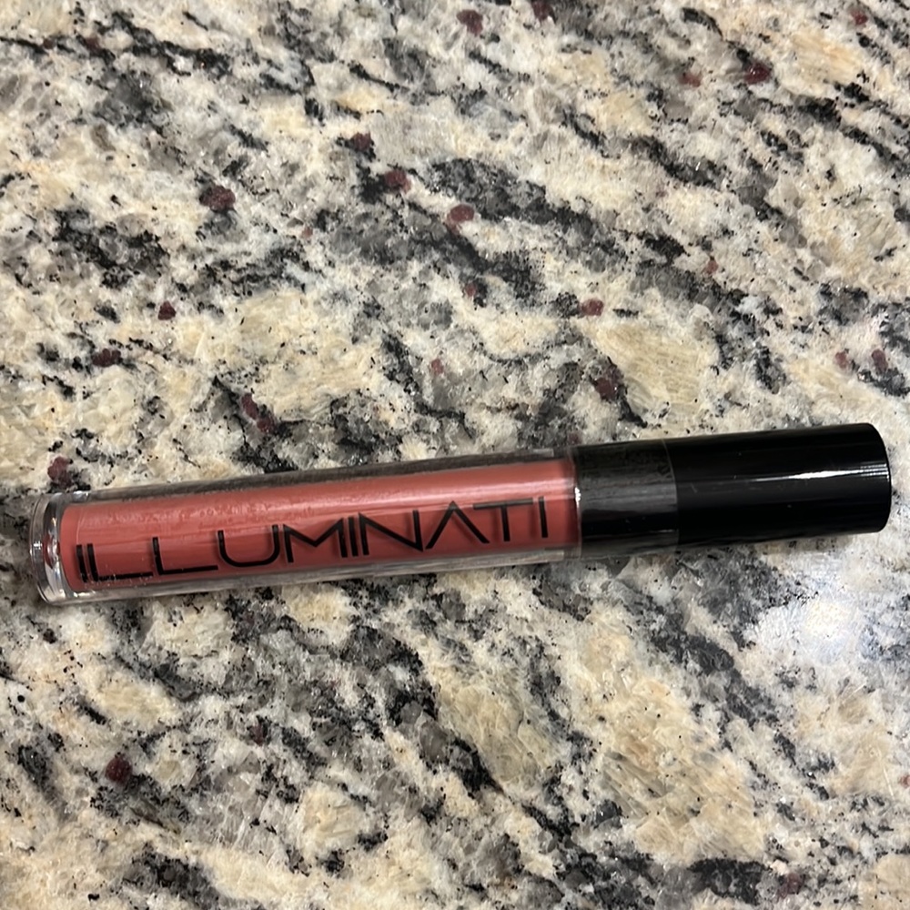 NWT- Make-Up Bundle - Picture 2 of 6